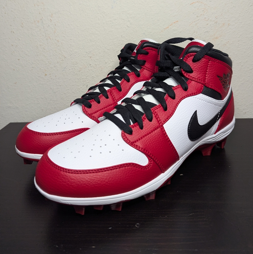 Air Jordan 1 TD Mid 'Chicago' 2023 FJ6805-106 Football Cleats Mens Sizes